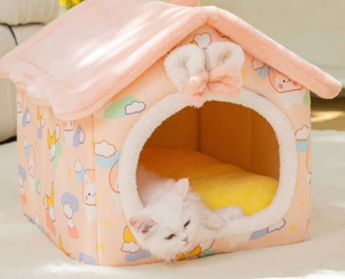 Warm Enclosed Cave/Bed
