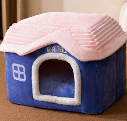 Warm Enclosed Cave/Bed
