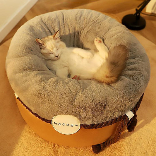 Closed Solid Color Cat Nest