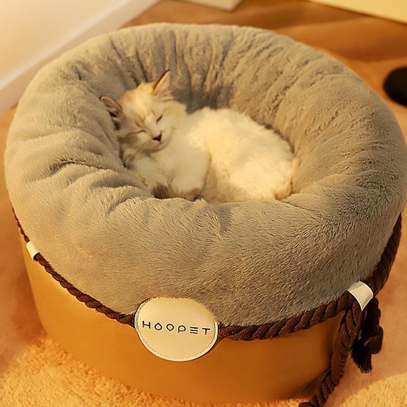 Closed Solid Color Cat Nest